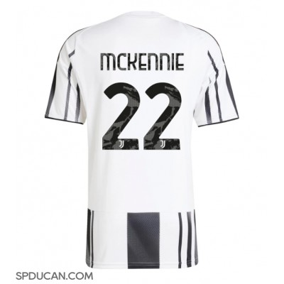 Muški Nogometni Dres Juventus Weston McKennie #22 Domaci 2025-26 Kratak Rukav Muški Nogometni Dres Juventus Weston McKennie #22 Domaci 2025-26 Kratak Rukav